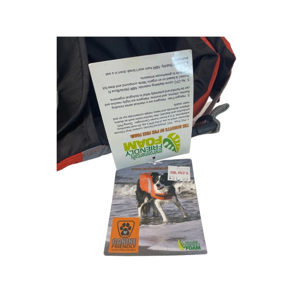 XS Dog Lifejacket - Picture 4 of 4
